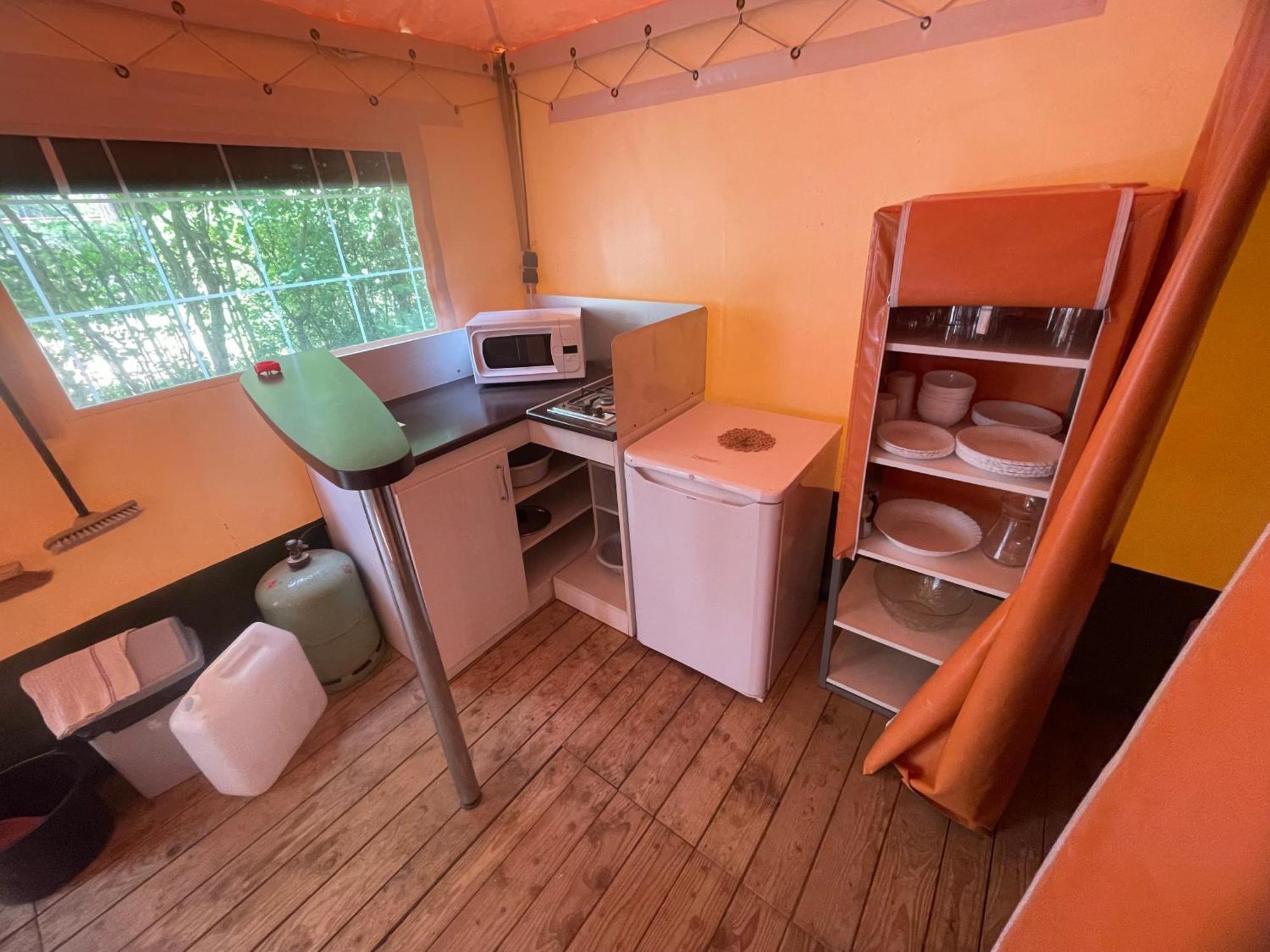Camping Sainte Victoire Beaurecueil 외부 사진